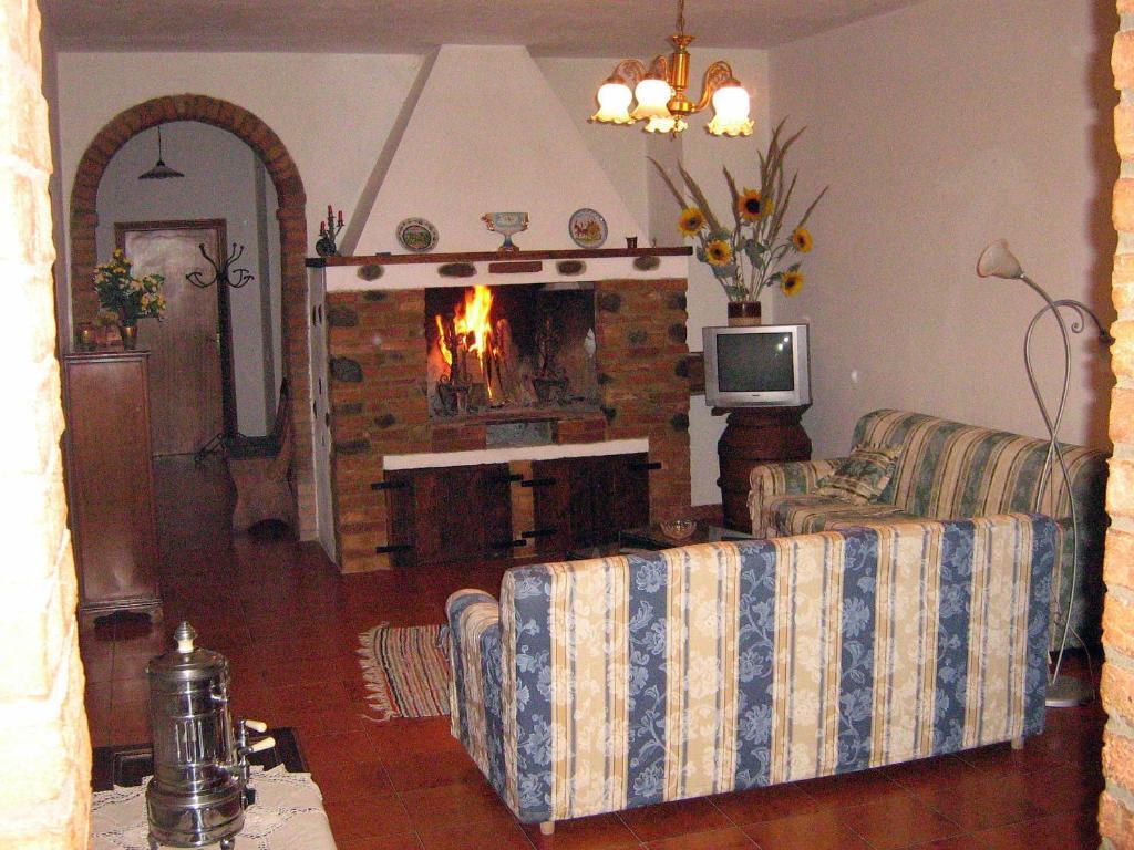 Certine Agriturismo Ашано Экстерьер фото